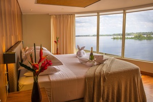 Corner Suite